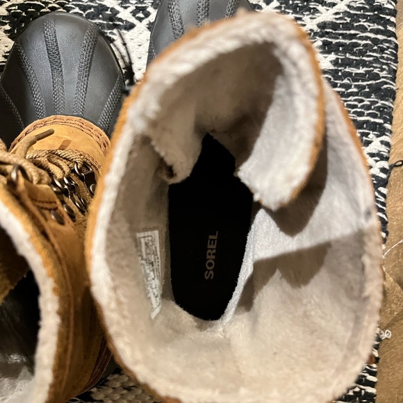 NWT SOREL waterproof Winter Fancy Duck Boots SIZE 6 - Picture 5 of 5